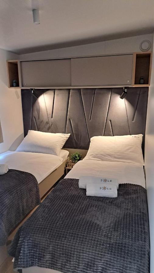 Mobile Home Sole Biograd Na Moru Exterior foto